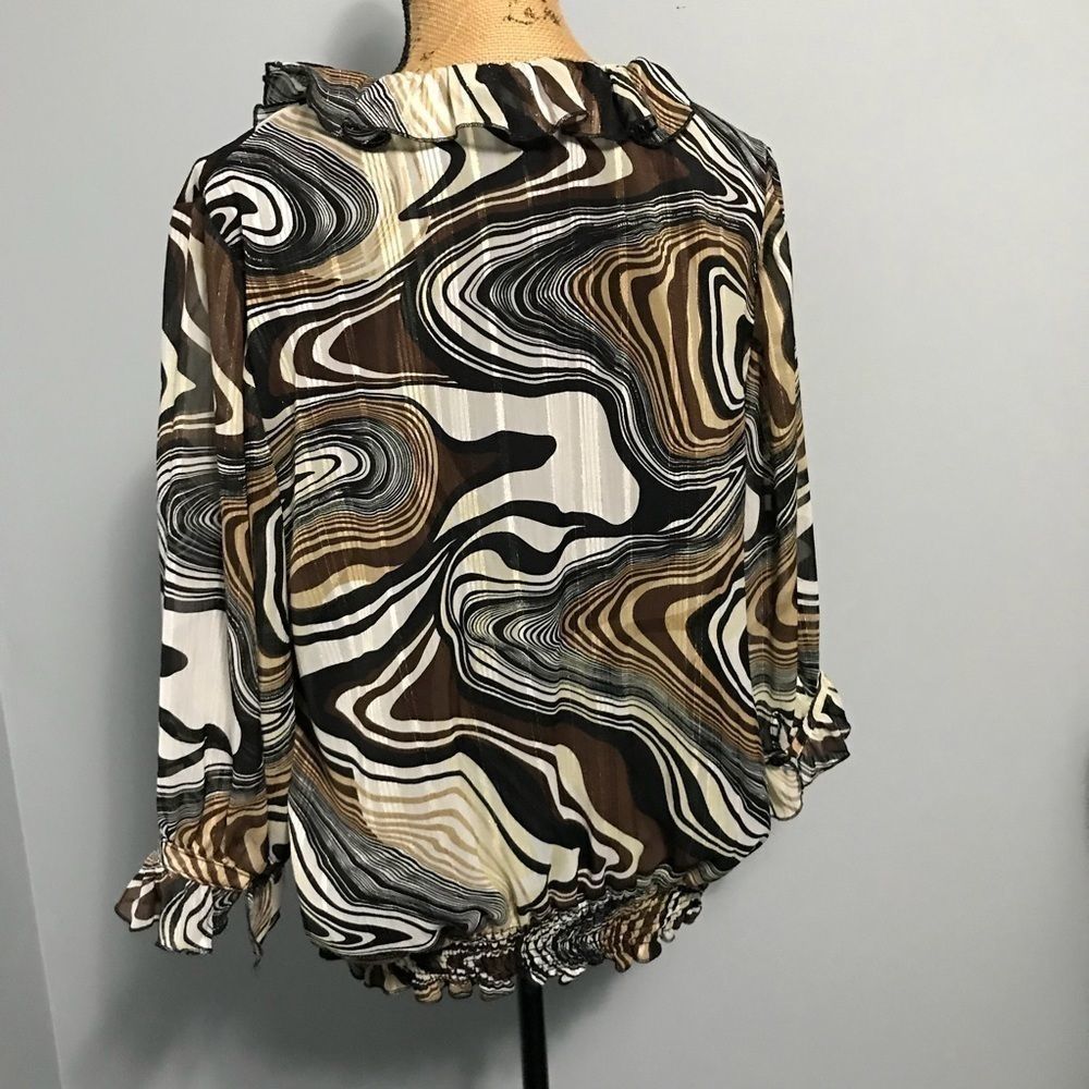 Women's Abstract Patterned Blouse - Picture 5 of 5